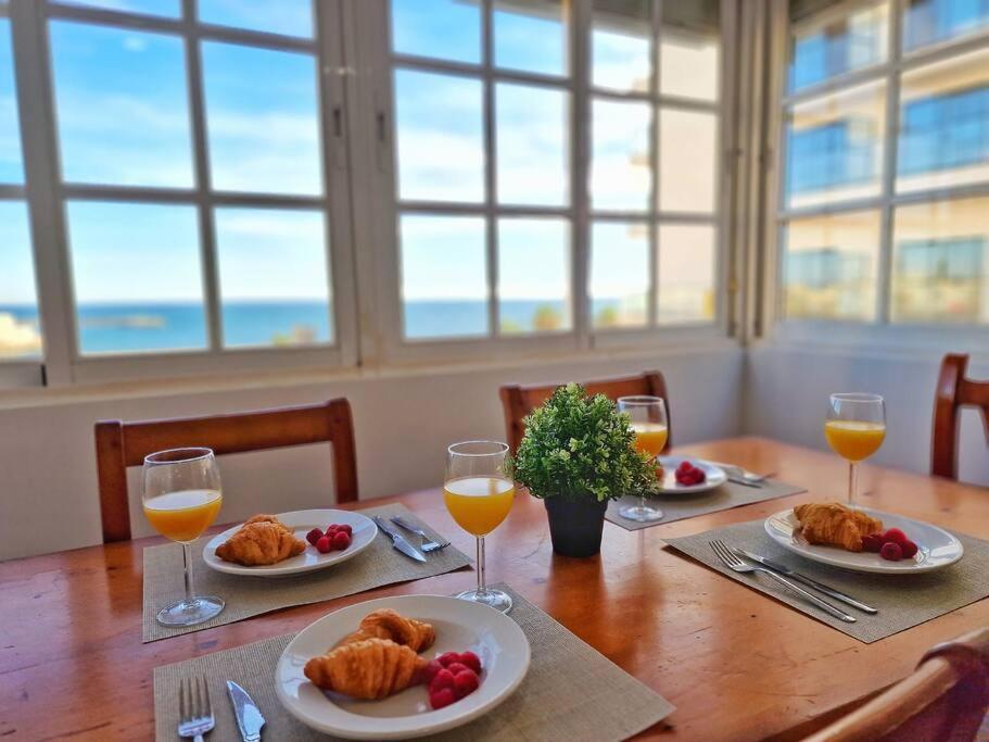 Encantador Duplex Para 6 A 1 Minuto De La Playa Benalmadena Bagian luar foto