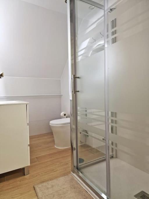 Encantador Duplex Para 6 A 1 Minuto De La Playa Benalmadena Bagian luar foto